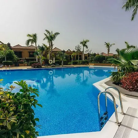Villa Townhouse Del Duque 5duk49 *