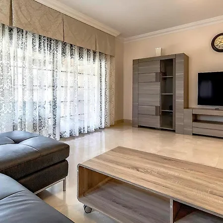 Townhouse Del Duque 5duk49 Villa