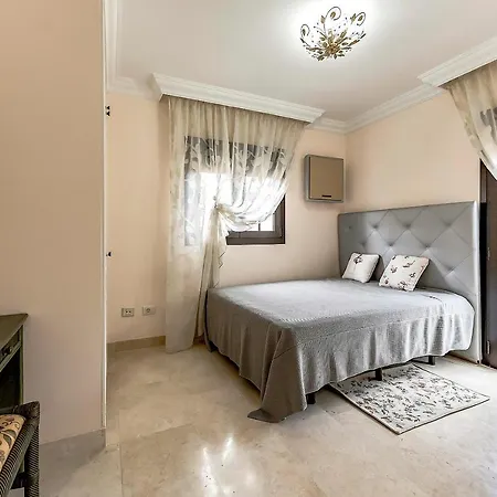 Villa Townhouse Del Duque 5duk49 *